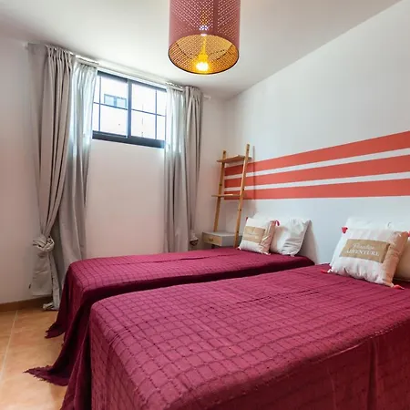 Golden Deluxe By Avila Willa *