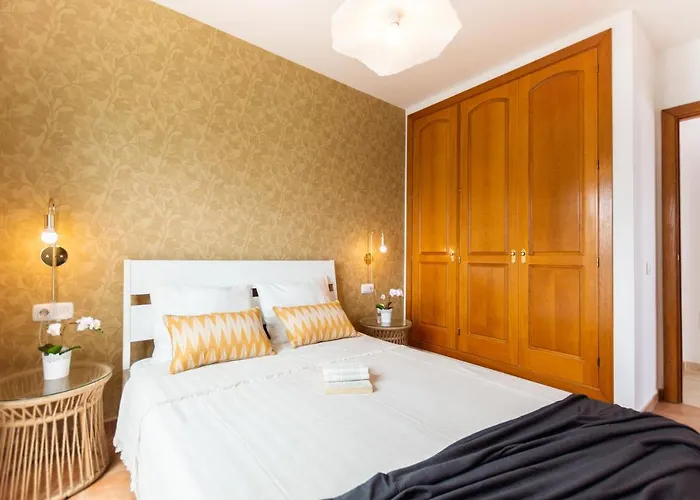 Golden Deluxe By Avila