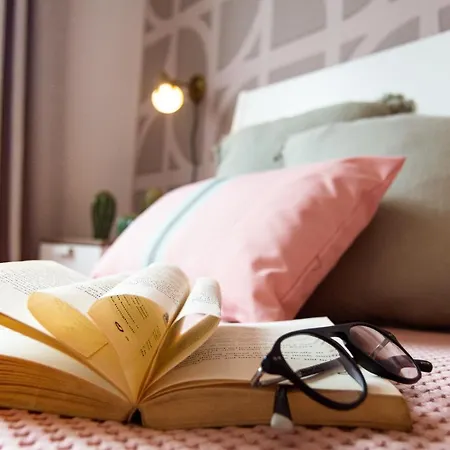 Golden Deluxe By Avila