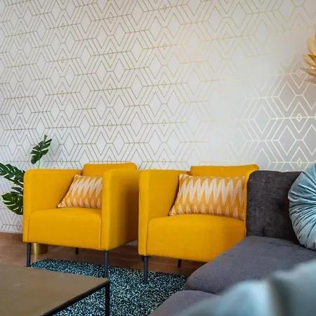 Golden Deluxe By Avila