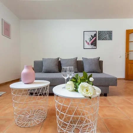 Golden Deluxe By Avila