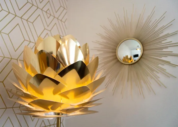 Golden Deluxe By Avila