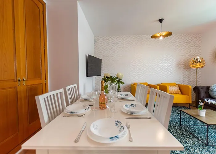 Golden Deluxe By Avila Κοραλέχο